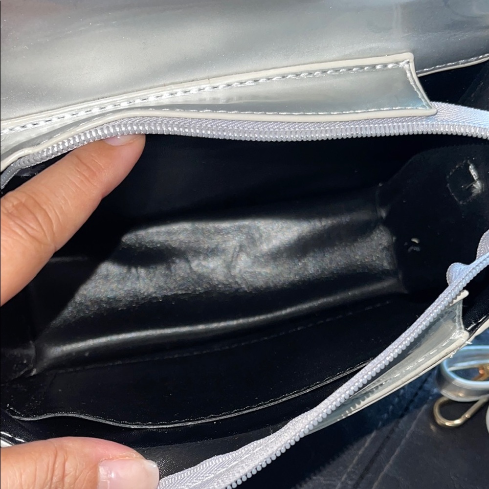 Silver Handbag - Picture 7 of 7